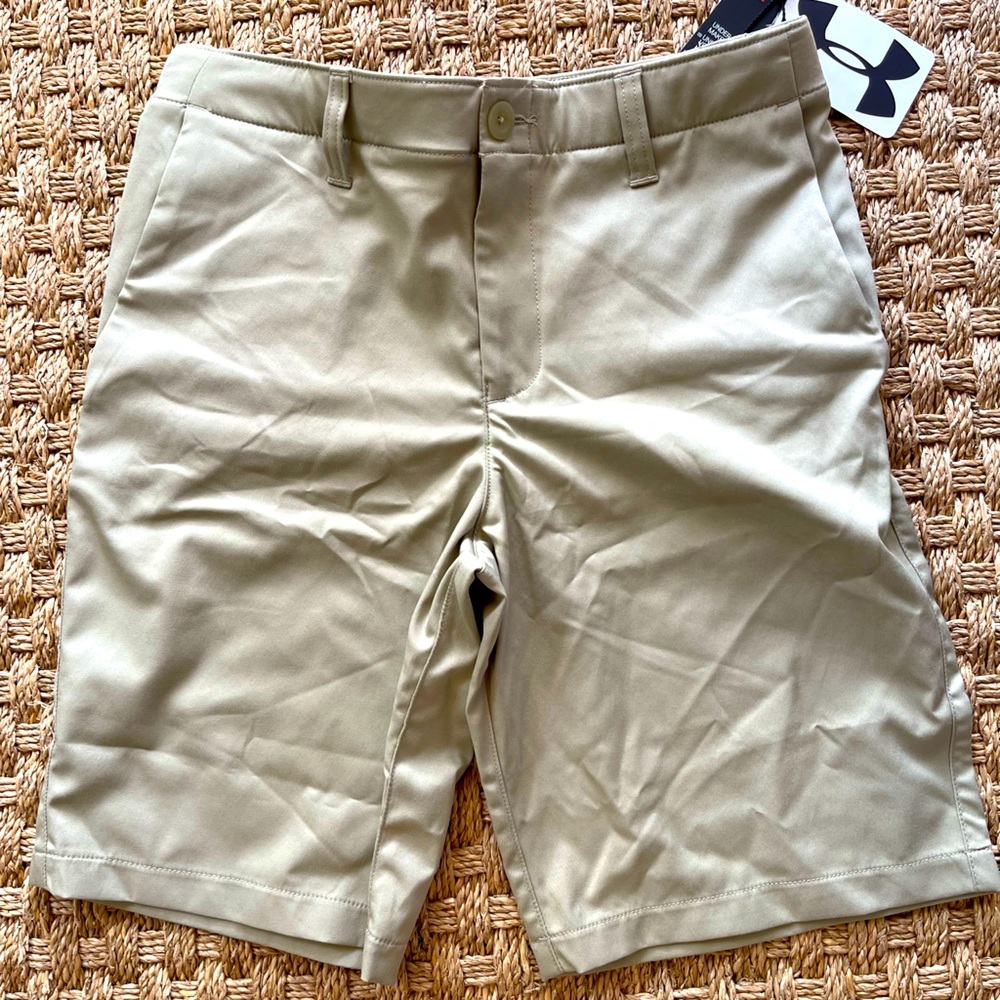NWT!  UNDER ARMOUR Boys 14 Golf Shorts LOT Set of 2 Pair Lot - Youth Quick Dry